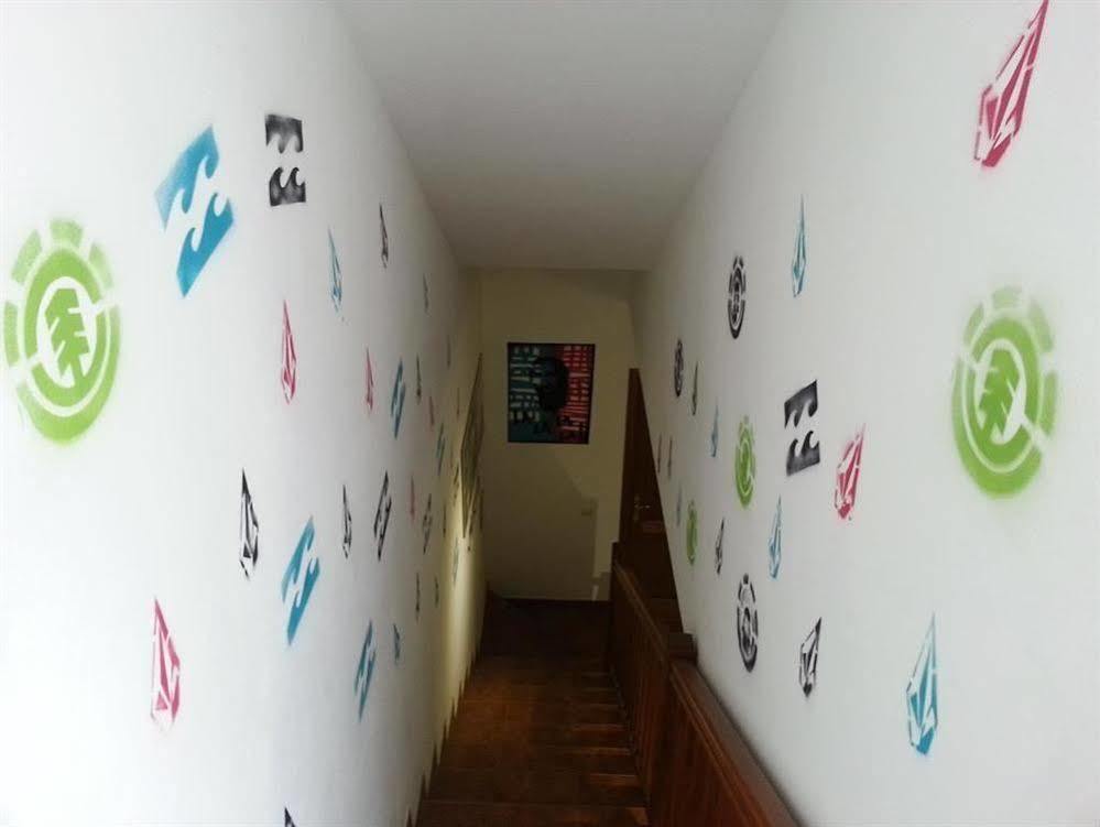 Hostel Red Star Surf & Yoga Camp Lanzarote Famara Zewnętrze zdjęcie